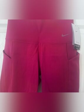 Nike Women's Wine Red Athletic leggings with Side Pockets